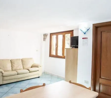 La Cinta Apartment *